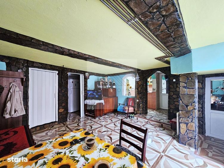 Casă cu 4 camere cu Teren 141 Mp în Central