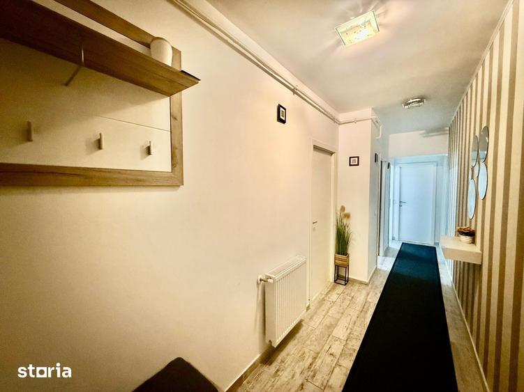 De vanzare | 2 camere decomandate | 51 mp | Balcon 8 mp | 92.000 - 9