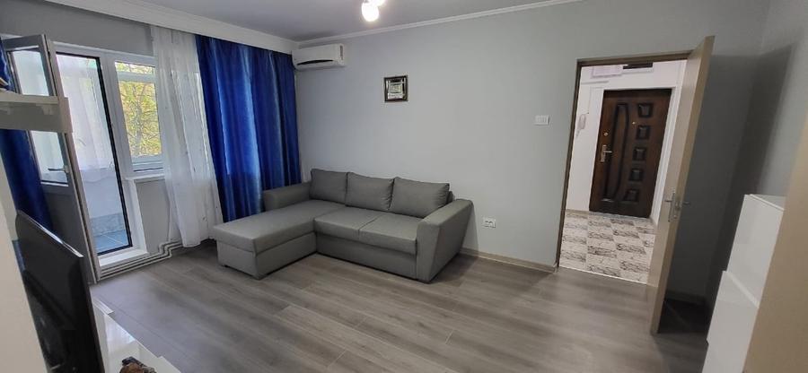 Apartament cu 2 camere semidecomandat, mobilat în City Park Mall