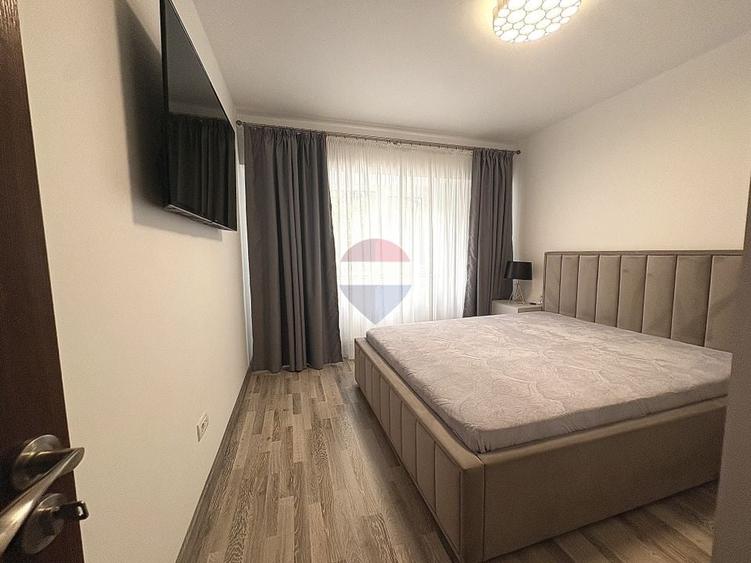 Apartament cu 2 camere decomandat, mobilat în Central