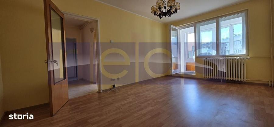 Vanzare 2 Camere Decomandat Tineretului - 1
