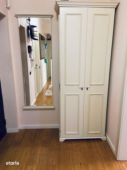 Apartament cu 3 camere decomandat în Faleza Nord