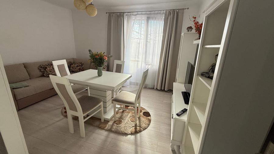 Apartament cu 2 camere decomandat în Ultracentral
