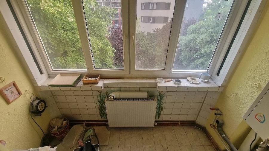 Apartament cu 2 camere decomandat în Soarelui