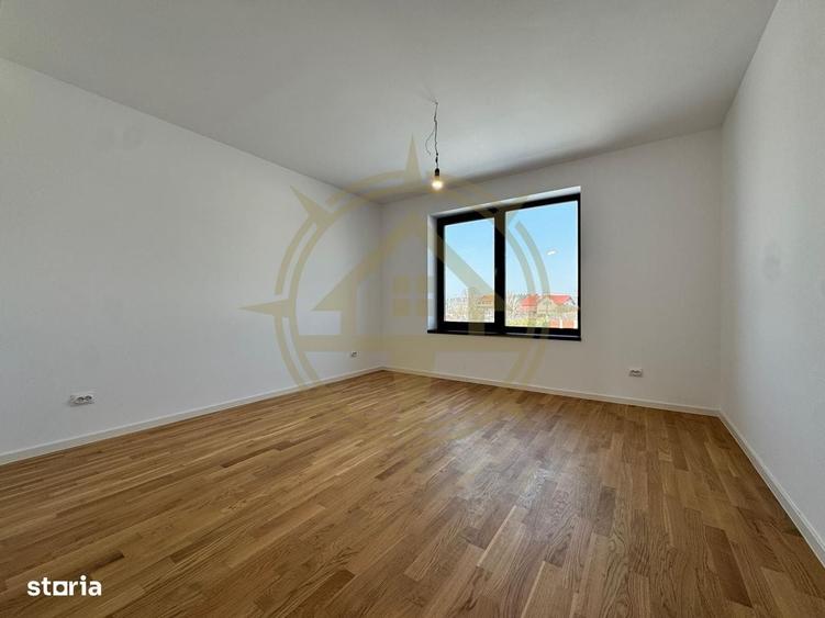 Casă cu 4 camere în Săftica