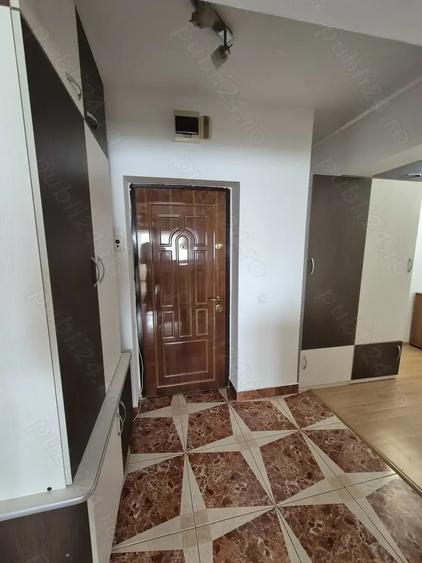Casă cu 3 camere în Central