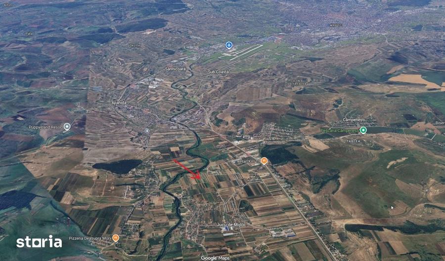 Teren de 10000 mp, în Jucu