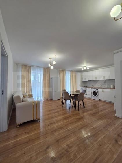 Apartament cu 2 camere semidecomandat, mobilat în Florești