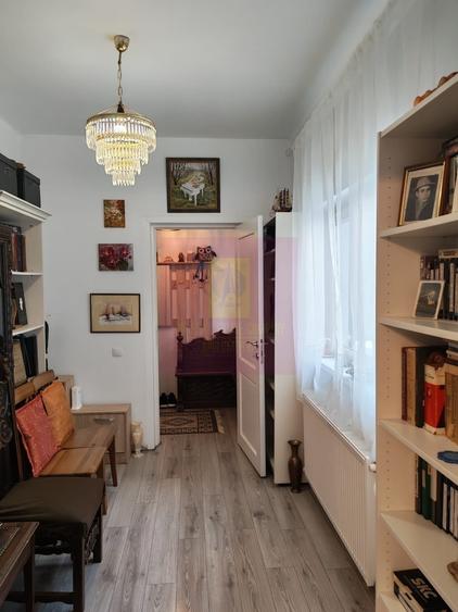 Apartament cu 2 camere decomandat în Foișorul de Foc