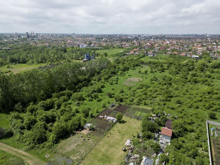 Teren Construcții intravilan de 906 mp, în Grădiște