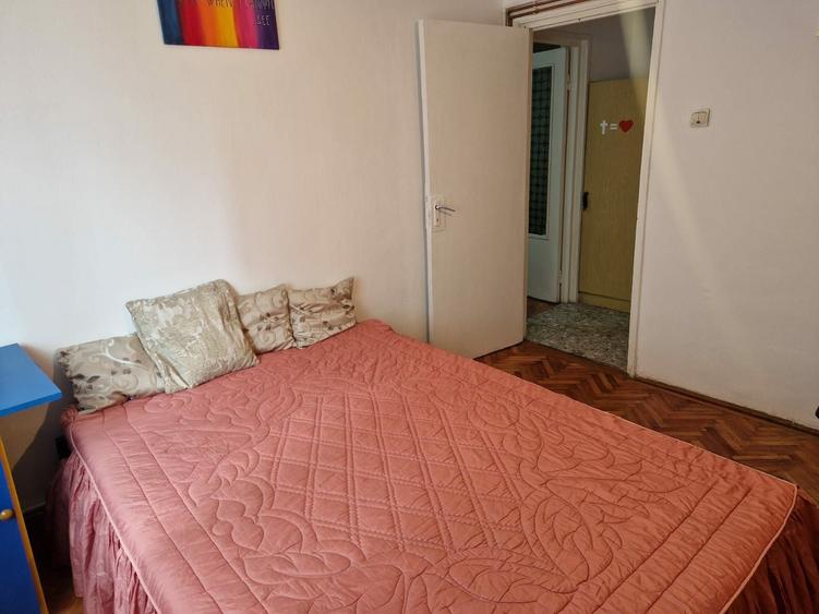 Apartament cu 2 camere semidecomandat în Exterior Vest