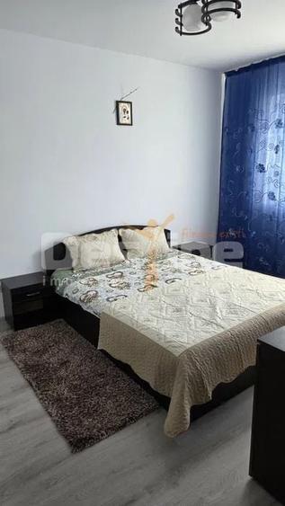 Apartament cu 2 camere decomandat în Cetatea