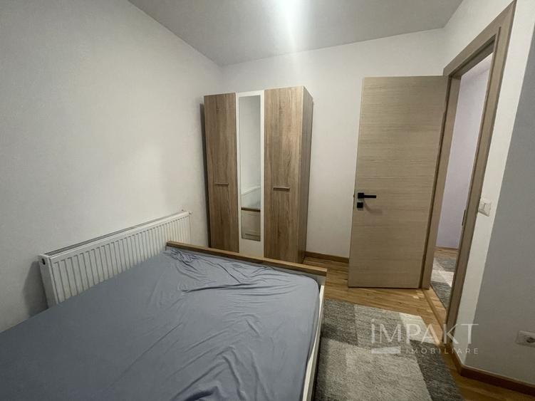 Apartament cu 3 camere semidecomandat, mobilat în Ultracentral