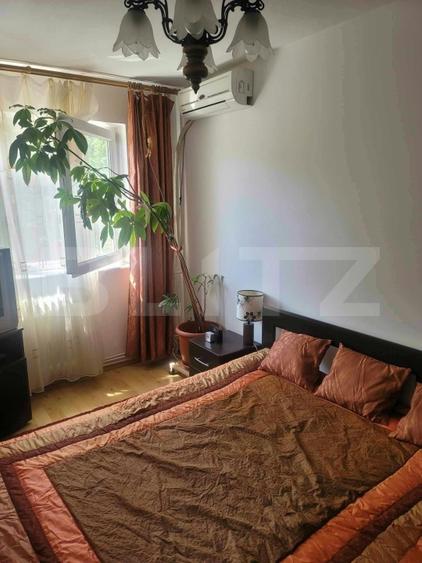 Apartament cu 4 camere decomandat, mobilat în Gojdu