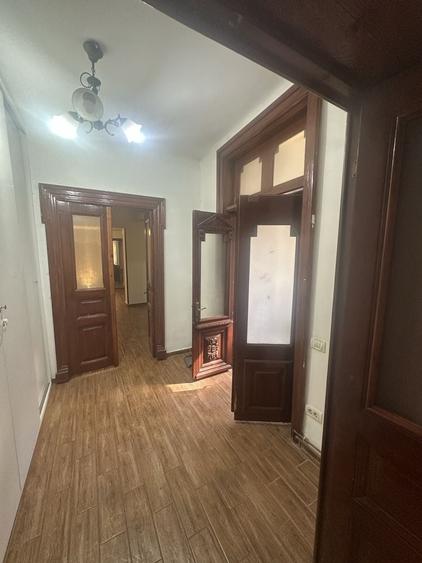 Casă cu 3 camere cu Teren 30 Mp în Central