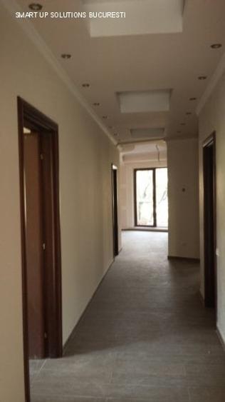 Spațiu comercial, de 200 mp, în Primăverii