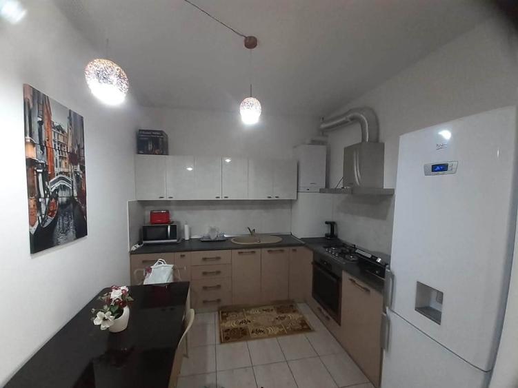 Apartament cu 2 camere decomandat în Aviației