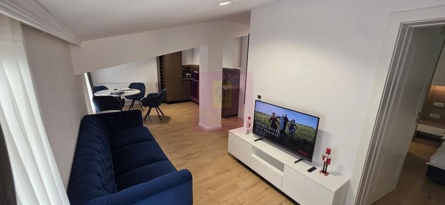 Apartament cu 2 camere semidecomandat în Central