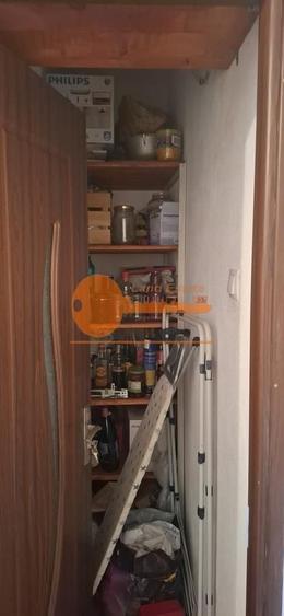 Apartament cu 2 camere decomandat, mobilat în Tei