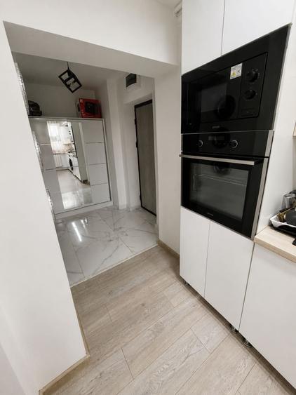 Apartament cu 2 camere decomandat în Petros