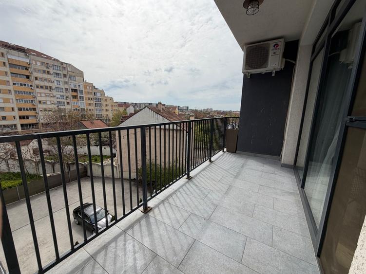 Apartament cu 2 camere semidecomandat în Iosia
