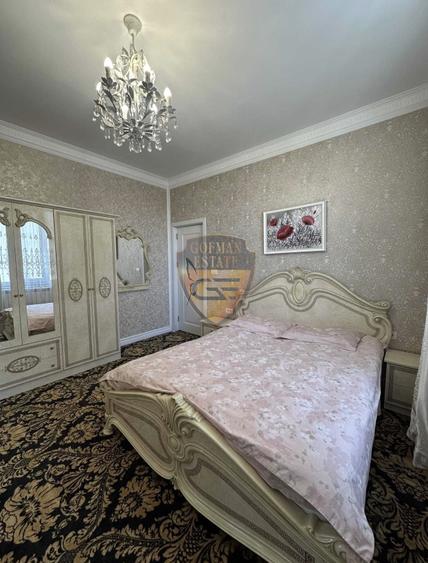 Apartament cu 4 camere semidecomandat, mobilat în Mamaia-Sat