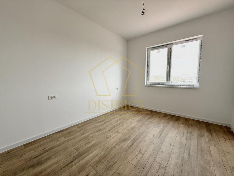 Duplex cu 4 camere cu Canalizare în Moșnița Veche