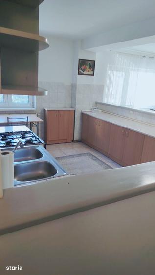 Inchiriez ap. cu 3 camere, 2 balcoane, Zona C.R.Vivo - 12
