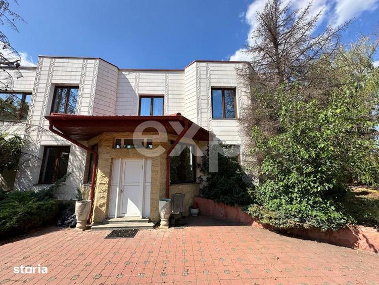 Vila de vanzare Pipera- Drumul Negru - 2500 mp teren - 12