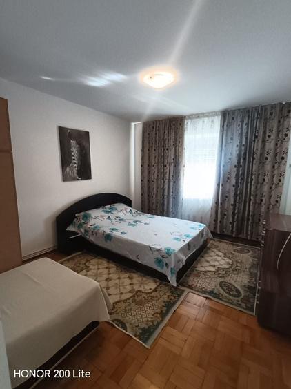 Apartament cu 2 camere decomandat în Buzaului