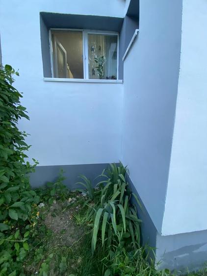 Apartament cu 2 camere semidecomandat în Cuștelnic