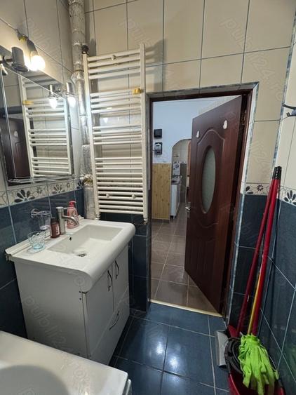 Apartament cu 2 camere decomandat în Vatra Luminoasă