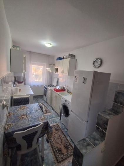 Apartament cu 2 camere decomandat în Tohanu Nou