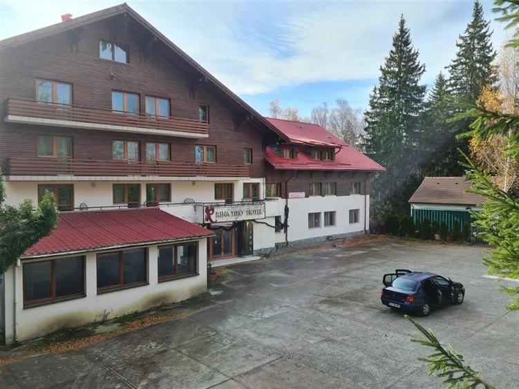 Hotel/Pensiune, de 3,400 mp, în Poiana Brașov