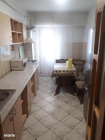 Apartament cu 2 camere în Piața Centrală