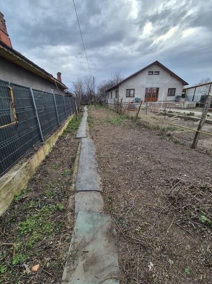 Casă cu 2 camere în Berceni