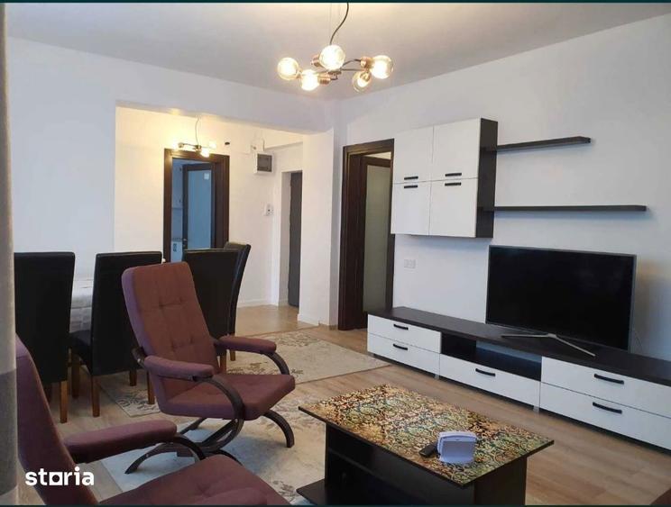 Apartament cu 2 camere decomandat, mobilat în Central