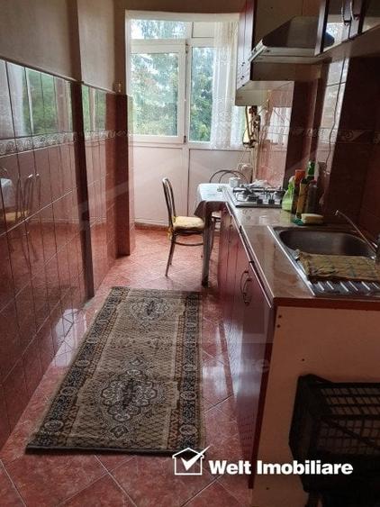 Apartament cu 4 camere semidecomandat, mobilat în Mănăștur