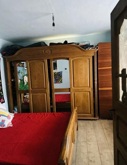 Casă cu 4 camere în Năruja