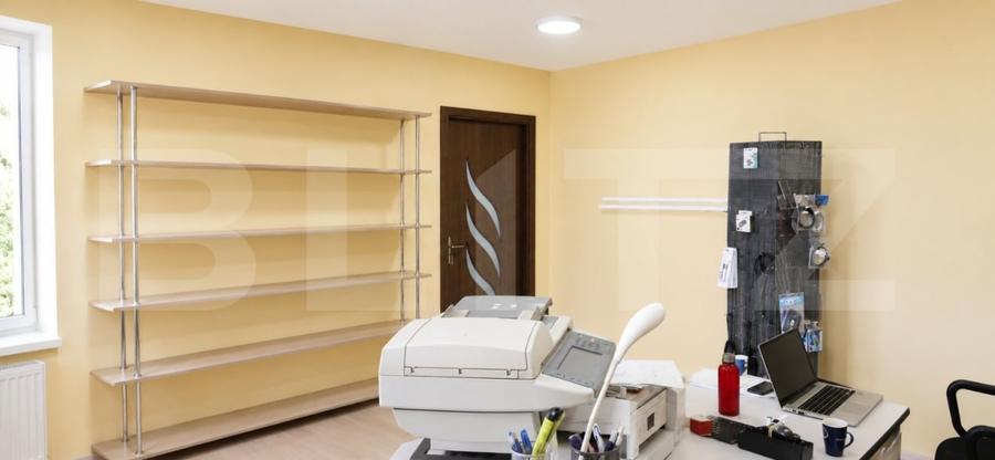 Spațiu comercial, de 68.419998168945 mp, în Sud-Est
