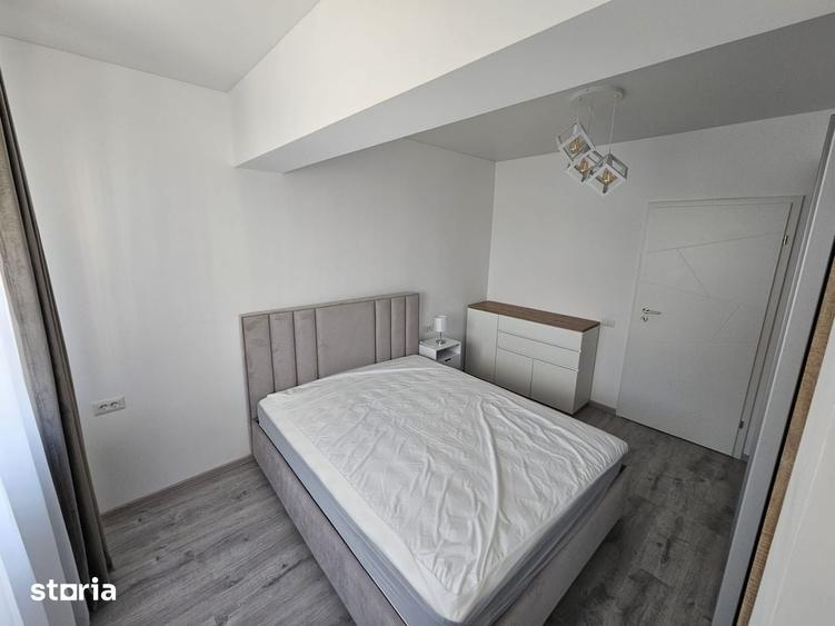 Apartament cu 2 camere în Apărătorii Patriei