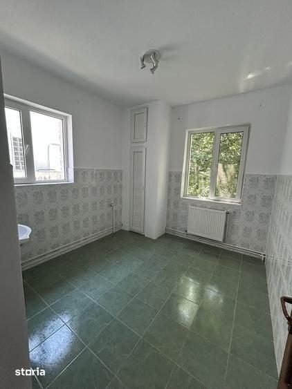 Vila\Sector2\Locuri de parcare\Utilitati\Nemobilata\Curte - 3