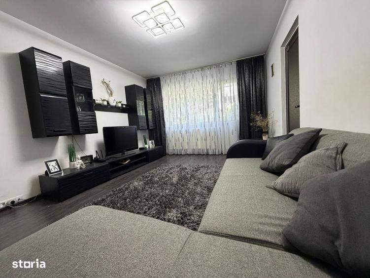 Apartament cu 2 camere semidecomandat în Micro 6