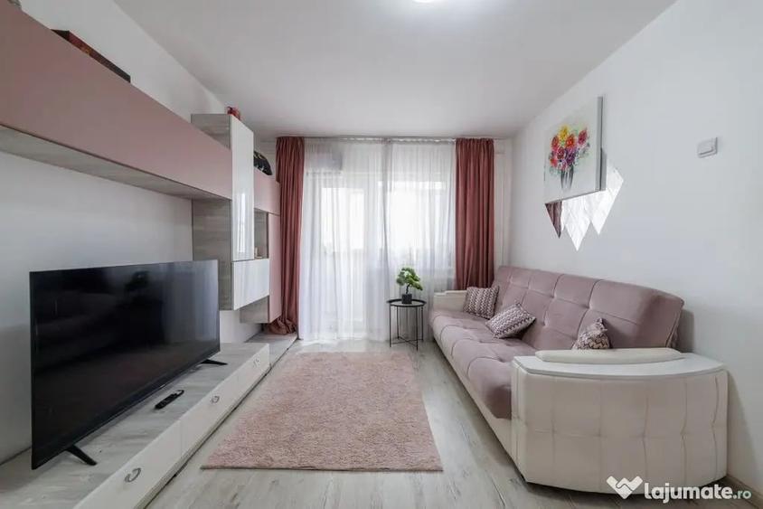Apartament cu 2 camere semidecomandat în Trivale