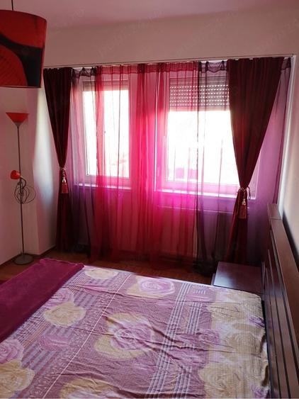 Apartament cu 4 camere decomandat în Iosia