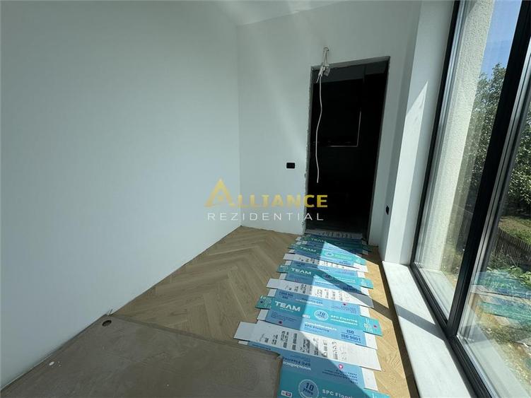Vila tip DUPLEX  5 camere- 4 bai, curte 250 MP - 10