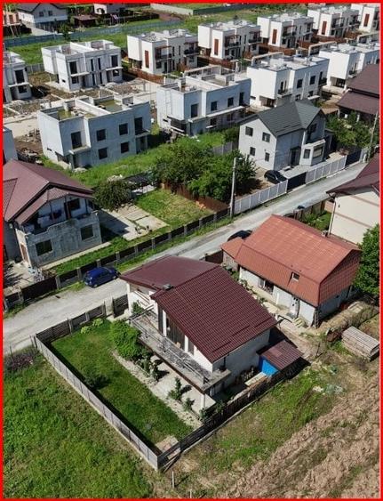 Casă individuală cu 4 camere cu Canalizare în Vidra