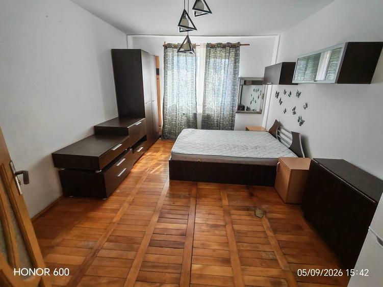 Garsonieră decomandată în Aradului
