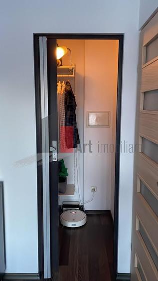 Apartament cu 2 camere decomandat, mobilat în Sala Palatului