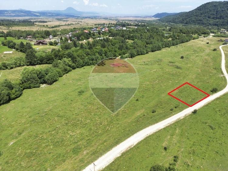 Teren agricol extravilan de 1225 mp, în Glăjărie